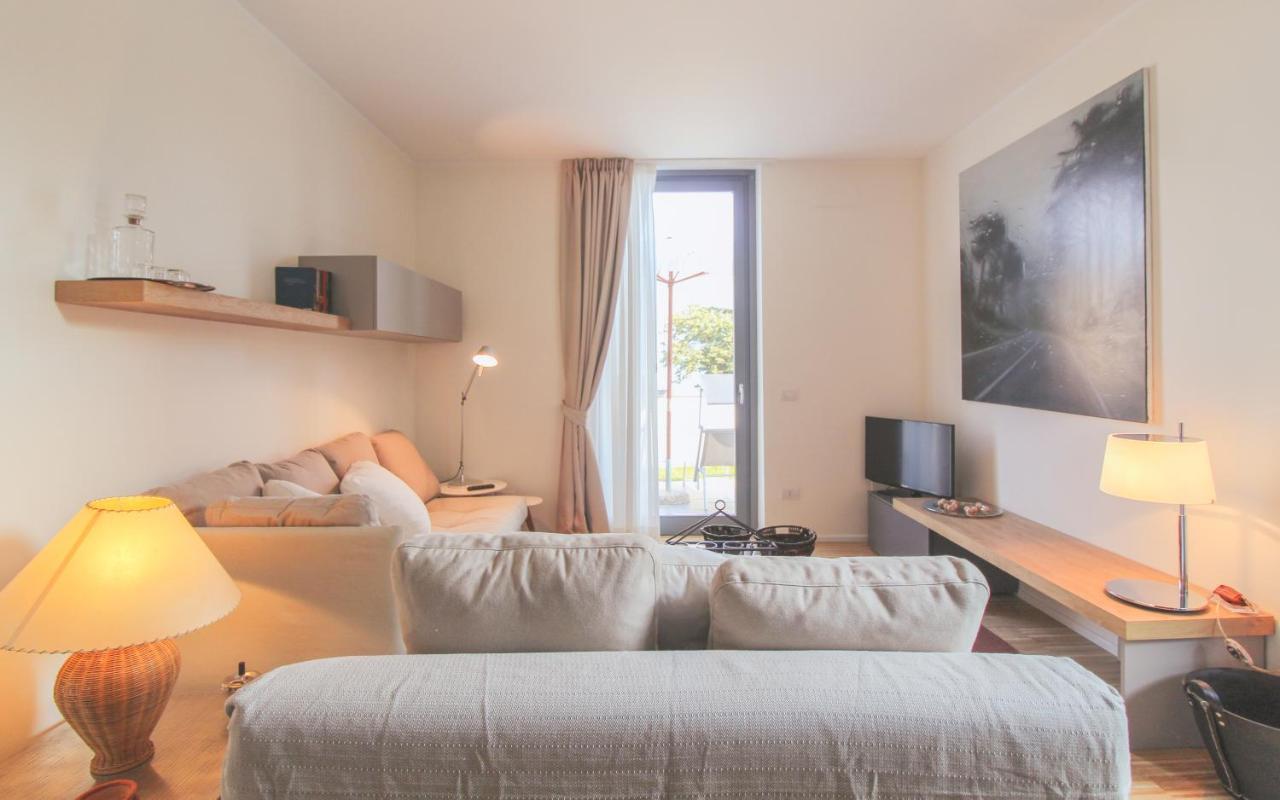 Residenza I Melograni - Suite Domaso Bagian luar foto