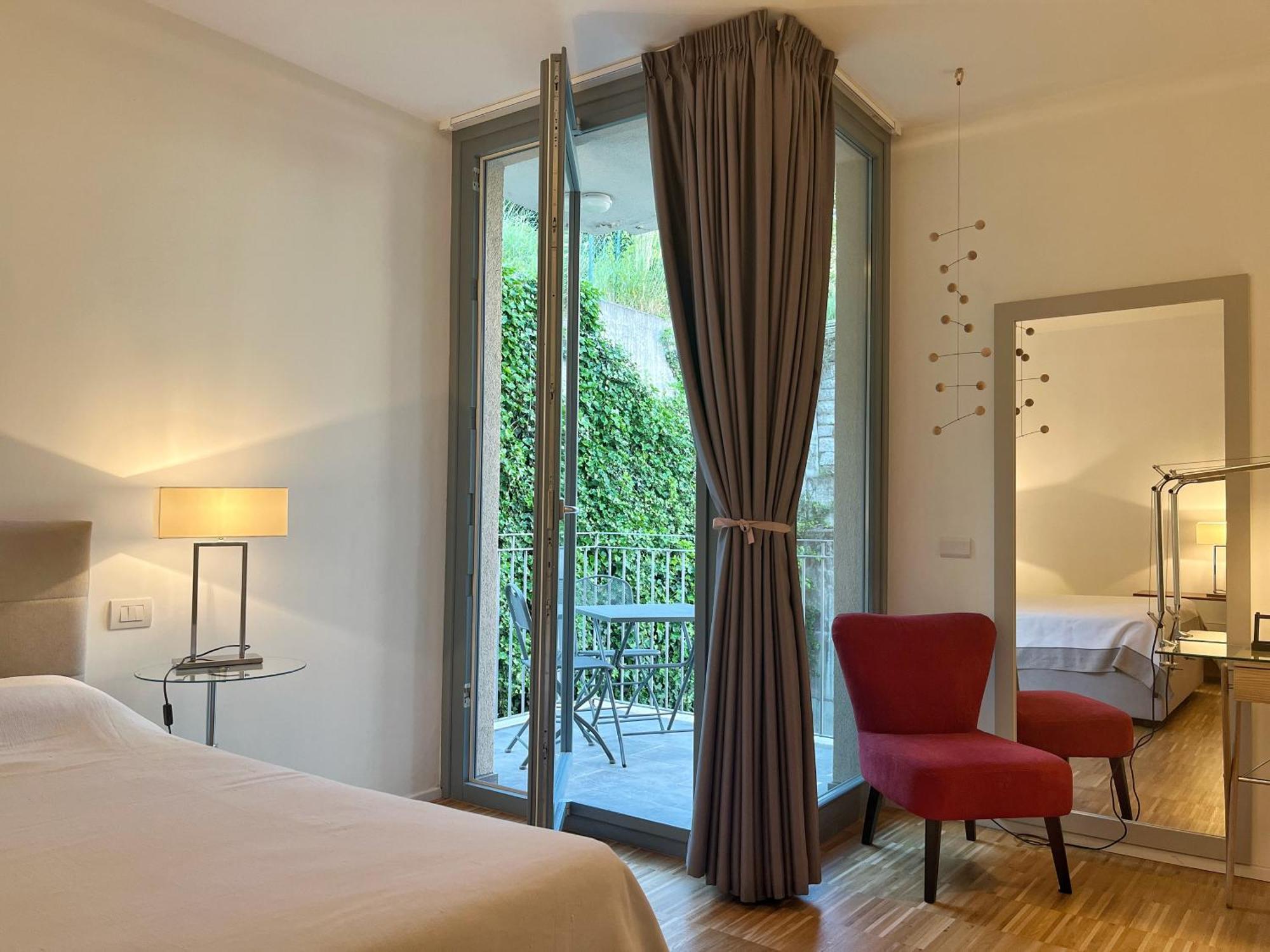 Residenza I Melograni - Suite Domaso Bagian luar foto