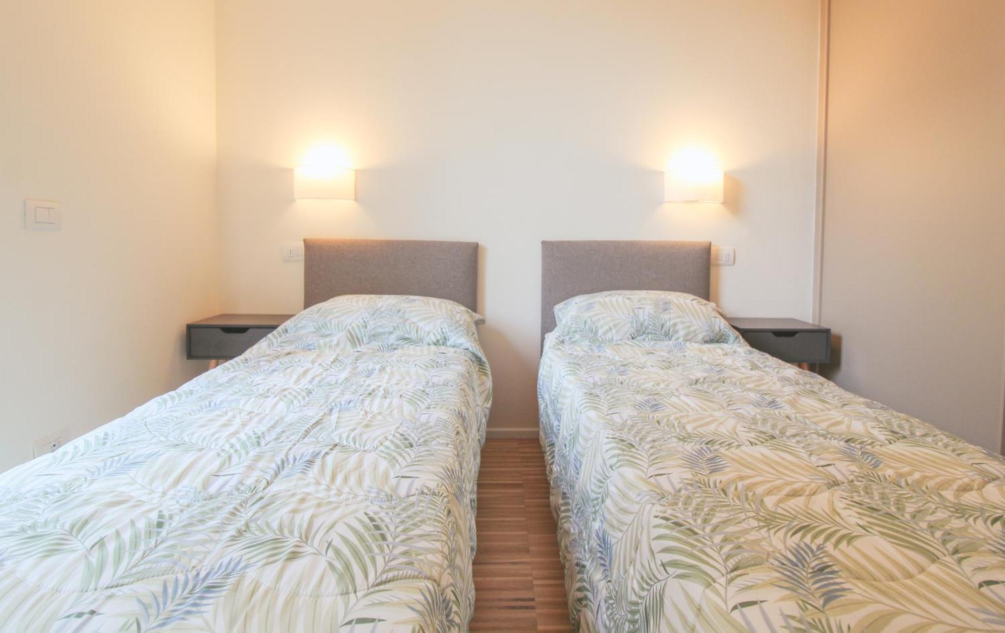 Residenza I Melograni - Suite Domaso Ruang foto